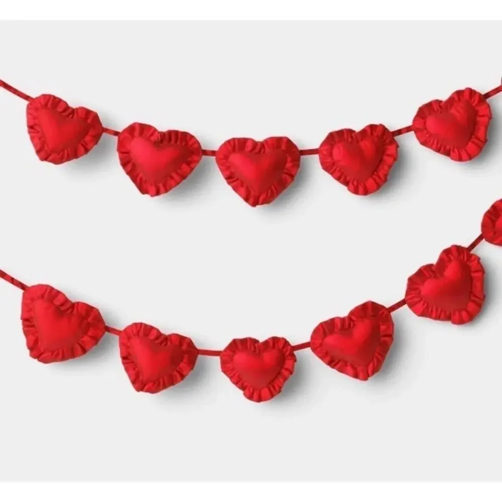 Threshold Red Heart Garland Valentine Fabric Hearts Decor Banner Target 6ft NEW